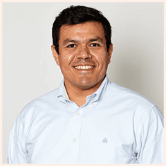 Photo of Carlos R. Gálvez